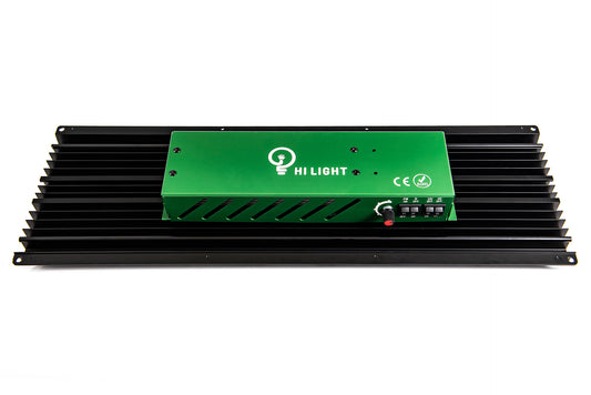 Górny widok lampy LED Hi Light 240W – widoczne logo, certyfikaty CE i RoHS na obudowie aluminiowej